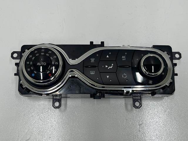 【中古】中古部品 ルノー キャプチャー 2RH5F A/Cｽｲｯﾁﾊﾟﾈﾙ 【3310070100-0000Y0763160900】