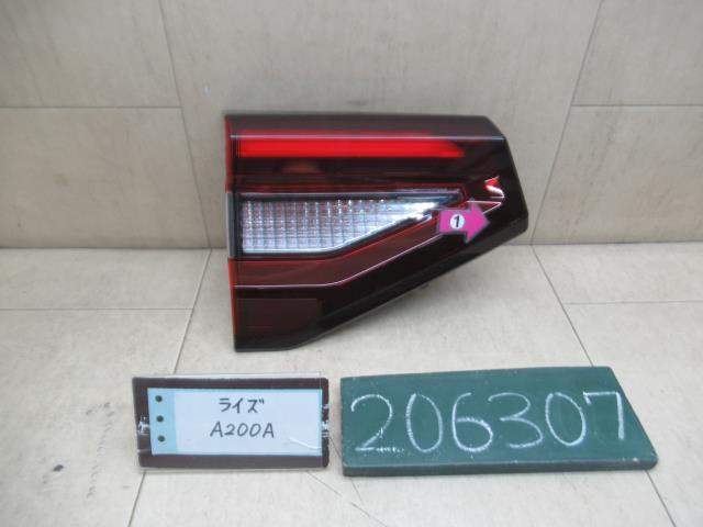【中古】中古部品 ライズ A200A 左ﾃｰﾙﾗﾝﾌﾟ 【3310120100-250131000615600】 10,230円