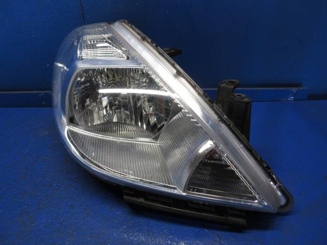 【中古】中古部品 ティーダ ラティオ SC11 右ﾍｯﾄﾞﾗﾝﾌﾟ 【3310270100-000014613410800】