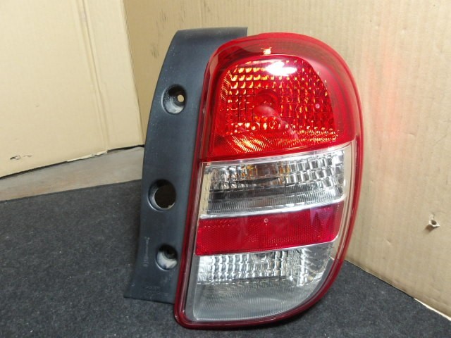 【中古】中古部品 マーチ K13 右ﾃｰﾙﾗﾝﾌﾟ 【3310420000-000010590315500】