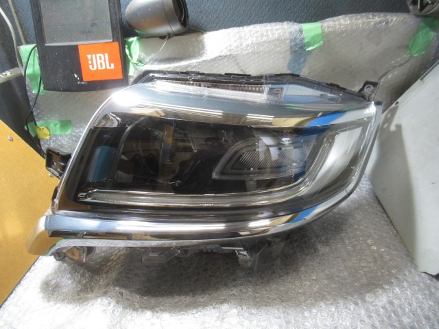 【中古】中古部品 スペーシア MK53S 左ﾍｯﾄﾞﾗﾝﾌﾟ 【3500220000-250130500810900】