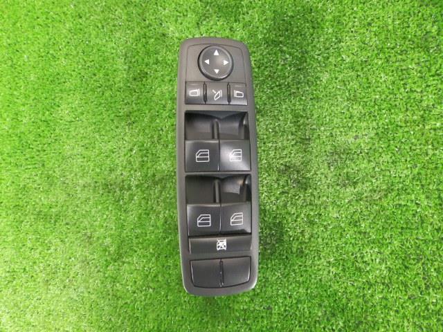 【中古】中古部品 ベンツ Mクラス 164186 ﾊﾟﾜｰｳｲﾝﾄﾞｳｽｲｯﾁ 【3260250000-000024264961900】