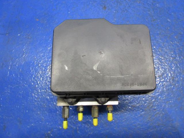 【中古】中古部品 エルフ NLR85AN ABSアクチュエーター 【3310270100-000014618842500】|e-cleマート
