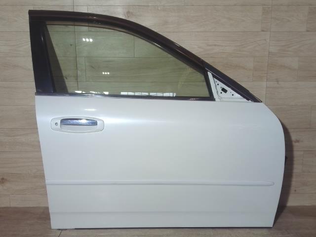 【中古】中古部品 スカイライン V35 右フロントドア 【3310390100-250129000913100】