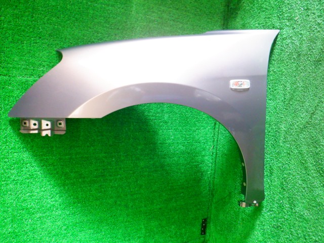 【中古】中古部品 ブルーバードシルフィ KG11 左ﾌﾛﾝﾄﾌｪﾝﾀﾞｰ 【3340140100-000025023610700】
