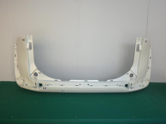 【中古】中古部品 シエンタ NSP170G ﾘｱﾊﾞﾝﾊﾟｰ 【3380050000-000036673015100】
