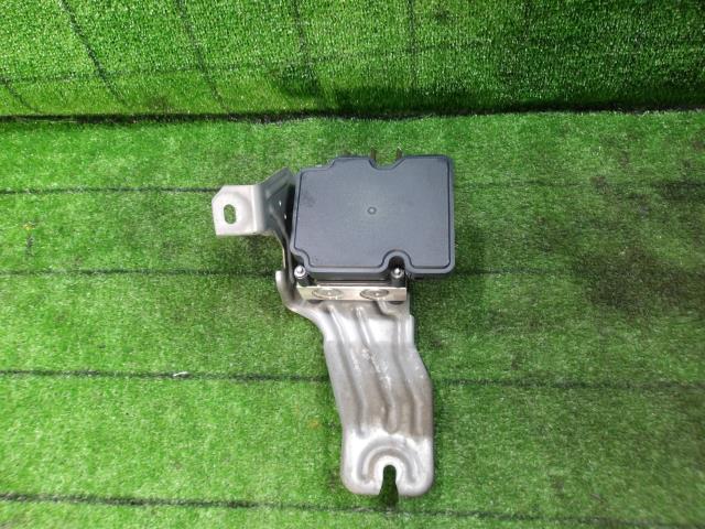 【中古】中古部品 ワゴンＲ MH55S ABSｱｸﾁｭｴｰﾀｰ 【3330420100-250125000142500】