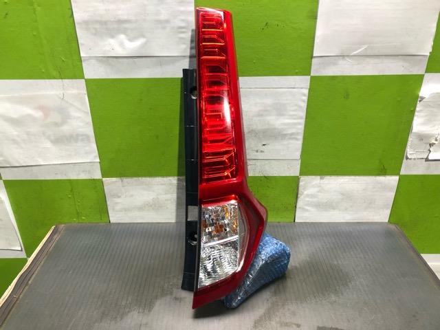 【中古】中古部品 ルーミー M900A 右ﾃｰﾙﾗﾝﾌﾟ 【3330530100-000005350915500】