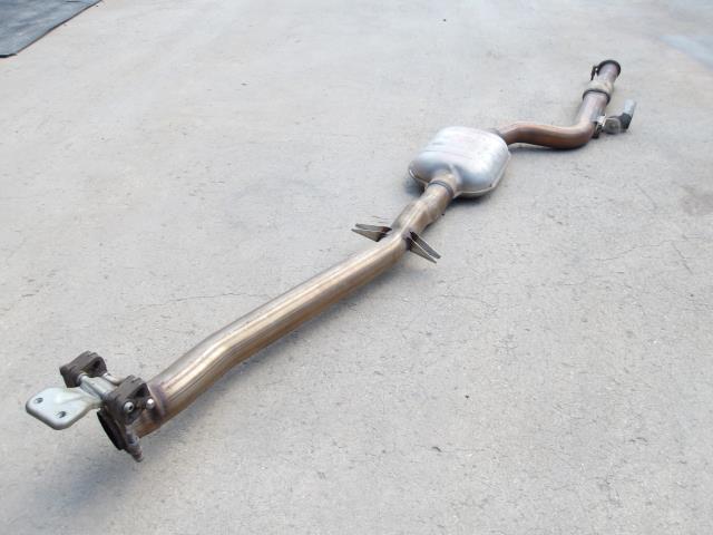【中古】中古部品 ベンツ Cクラス 205040C ﾌﾛﾝﾄｴｷｿﾞｰｽﾄﾊﾟｲﾌﾟ 【3310250100-000253001822200】