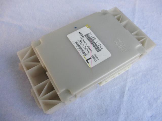 【中古】中古部品 セレナ FNC26 A/Cｺﾝﾋﾟｭｰﾀｰ 【3540020100-000007020663900】