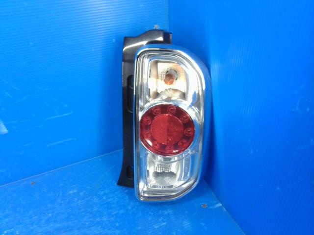 【中古】中古部品 ハスラー MR31S 右ﾃｰﾙﾗﾝﾌﾟ 【3310550000-250128001615500】