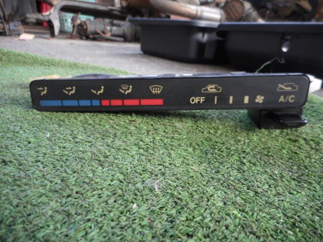 【中古】中古部品 エブリィ DE51V A/Cｽｲｯﾁﾊﾟﾈﾙ 【3330190100-000002145860900】