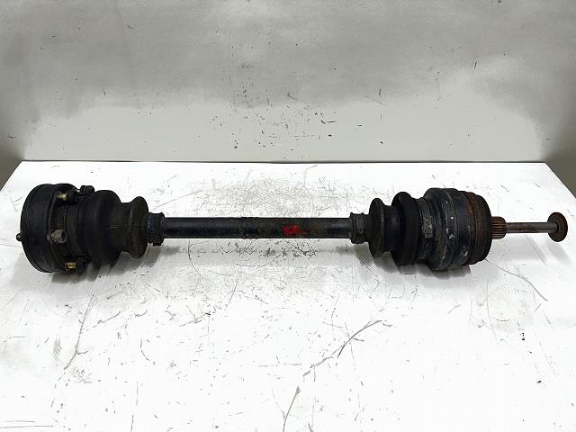【中古】中古部品 ベンツ Sクラス 126024 右ﾘｱﾄﾞﾗｲﾌﾞｼｬﾌﾄ 【3310070100-0000Y0761842300】
