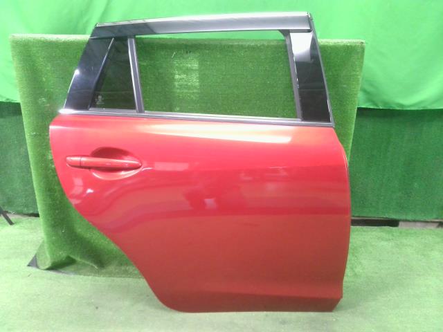 【中古】中古部品 アテンザ GJ2FW 右ﾘｱﾄﾞｱ 【3310200100-000021533513300】