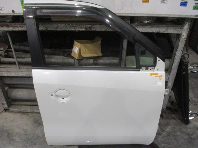 【中古】中古部品 モコ MG22S 右ﾌﾛﾝﾄﾄﾞｱ 【3310160100-000004388113100】