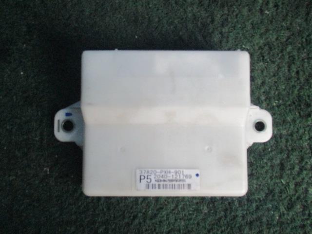 【中古】中古部品 ライフダンク JB3 ｴﾝｼﾞﾝｺﾝﾋﾟｭｰﾀｰ 【3330560100-001320828263100】