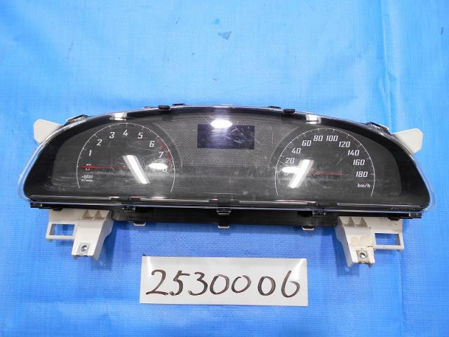 【中古】中古部品 シエンタ NSP170G ｽﾋﾟｰﾄﾞﾒｰﾀｰ 【3310040100-000253000661400】
