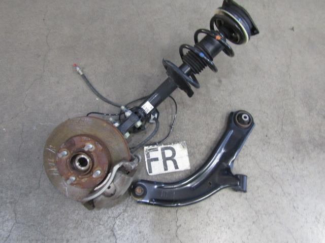 【中古】中古部品 AD VY12 右フロントストラット 【3330200100-242294000050100】|e-cleマート