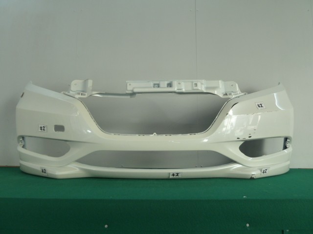 【中古】中古部品 ヴェゼル RU1 ﾌﾛﾝﾄﾊﾞﾝﾊﾟｰ 【3380050000-000036714310100】