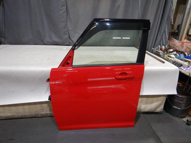 【中古】中古部品 ソリオ MA36S 左ﾌﾛﾝﾄﾄﾞｱ 【3330810100-250219000213200】