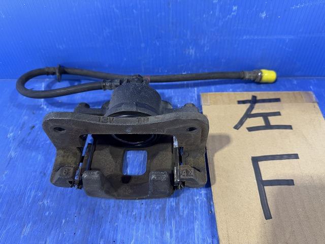 【中古】中古部品 アイ HA1W 左ﾌﾛﾝﾄｷｬﾘﾊﾟｰ 【3310050100-220927000144360】
