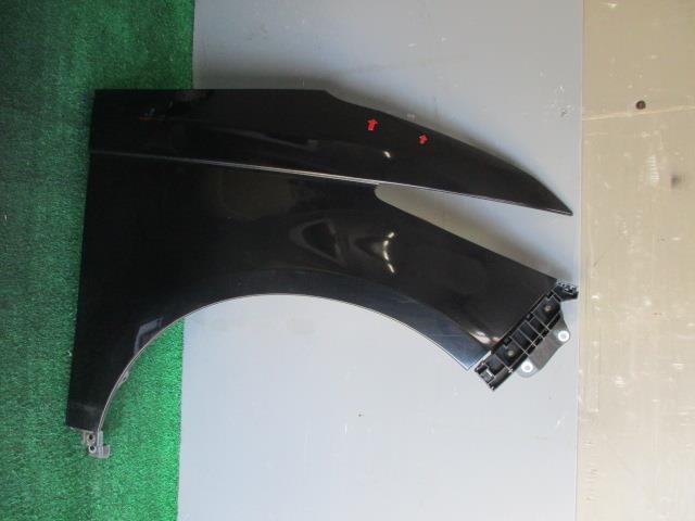 【中古】中古部品 エリシオン RR1 右ﾌﾛﾝﾄﾌｪﾝﾀﾞｰ 【3330560100-001525164410600】