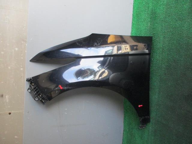 【中古】中古部品 エリシオン RR1 左ﾌﾛﾝﾄﾌｪﾝﾀﾞｰ 【3330560100-001525164610700】