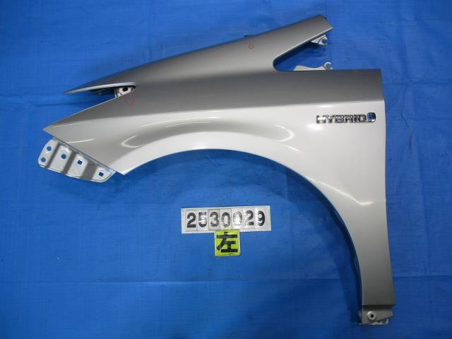 【中古】中古部品 プリウス ZVW30 左ﾌﾛﾝﾄﾌｪﾝﾀﾞｰ 【3310040100-000253002910700】