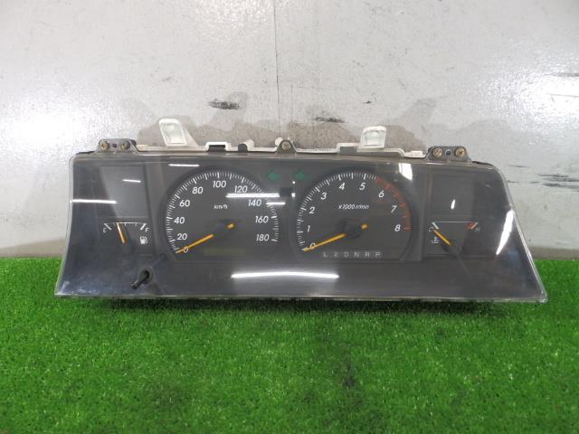【中古】中古部品 コンフォート YXS11 ｽﾋﾟｰﾄﾞﾒｰﾀｰ 【3260250000-000025016261400】