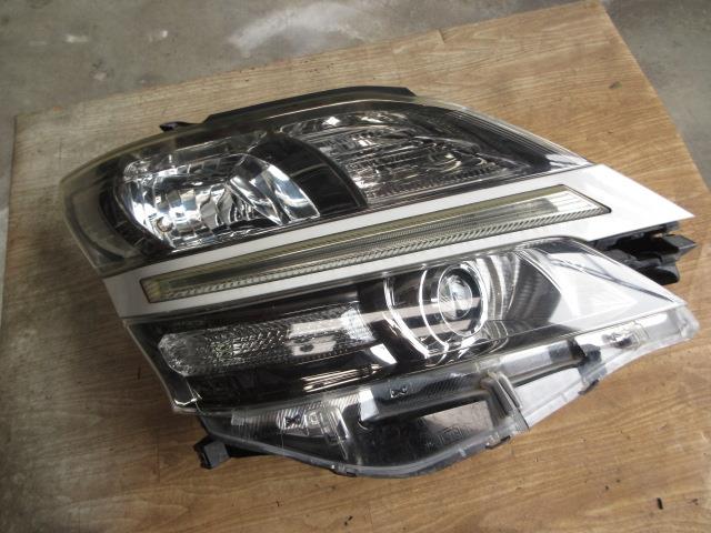 【中古】中古部品 ヴェルファイア ANH20W 右ﾍｯﾄﾞﾗﾝﾌﾟ 【3310190100-000244010410800】 21,780円