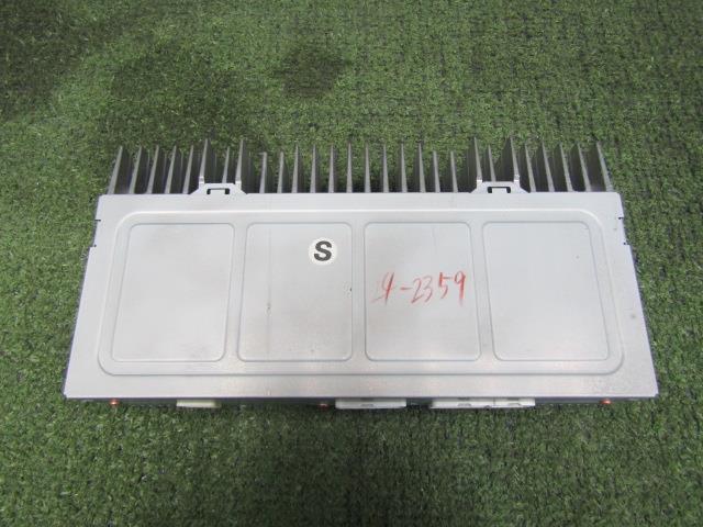 【中古】中古部品 レクサス IS GSE21 ｵｰﾃﾞｨｵｱﾝﾌﾟ 【3330200100-242359000061150】｜e-cleマート 45,403円