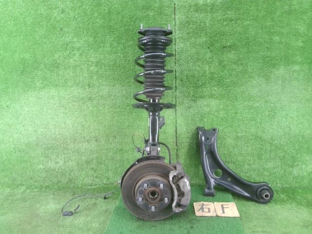 【中古】中古部品 ジャパンタクシー NTP10 右フロントストラット 【3330990100-241115000450100】|e-cleマート