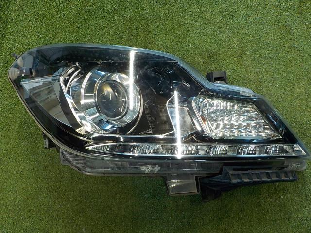 【中古】中古部品 ソリオ MA15S 右ﾍｯﾄﾞﾗﾝﾌﾟ 【3260200000-250225000810800】