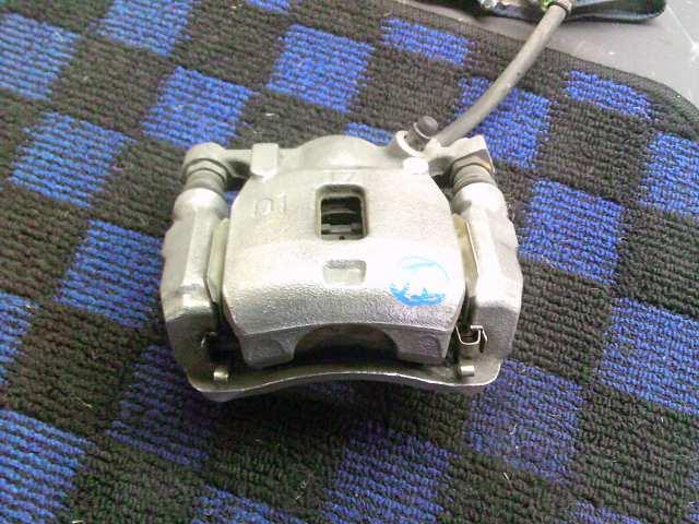 【中古】中古部品 ステラ LA160F 左ﾌﾛﾝﾄｷｬﾘﾊﾟｰ 【3330220100-250227000344360】