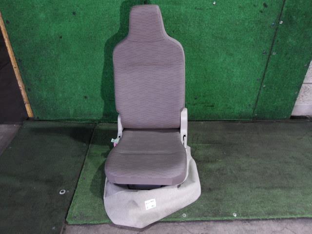 【中古】中古部品 エブリィ DA17V ｱｼｽﾀﾝﾄｼｰﾄ 【3340220100-000226007970600】