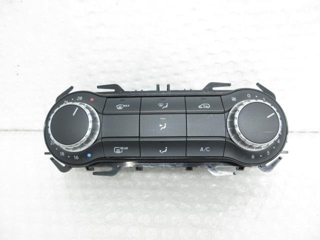 【中古】中古部品 ベンツ Aクラス 176042 A/Cｽｲｯﾁﾊﾟﾈﾙ 【3500170000-250227501160900】