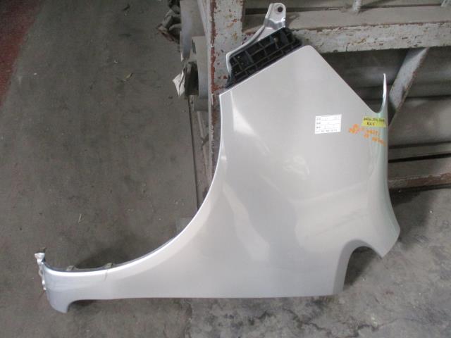 【中古】中古部品 ライフ JB5 左ﾌﾛﾝﾄﾌｪﾝﾀﾞｰ 【3310160100-000004427110700】