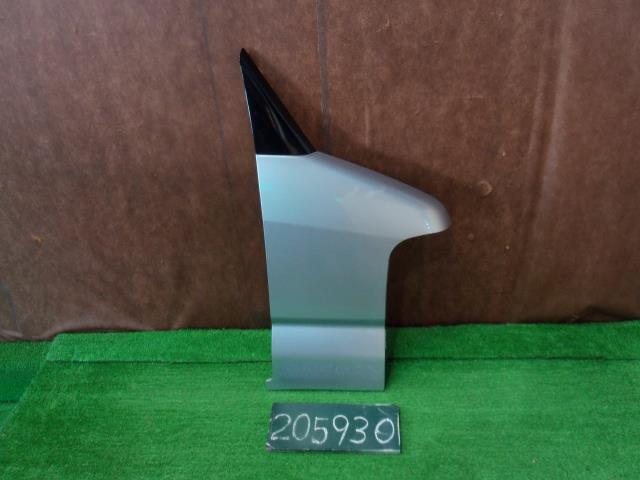 【中古】中古部品 タウンボックス U61W 右ﾌﾛﾝﾄﾌｪﾝﾀﾞｰ 【3310120100-241205000310600】