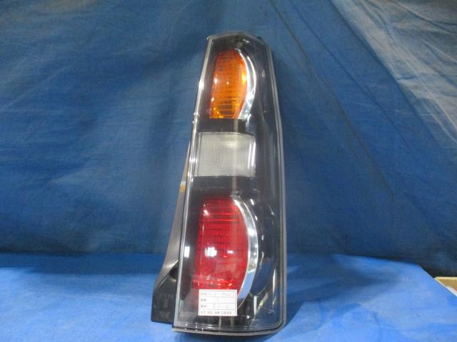 【中古】中古部品 ワゴンＲ MH22S 右ﾃｰﾙﾗﾝﾌﾟ 【3310160100-000004427615500】 6,424円