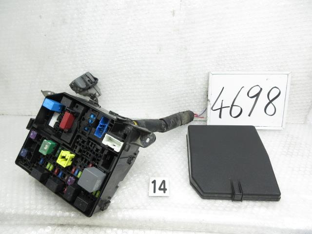 【中古】中古部品 アウトランダー GG2W ﾋｭｰｽﾞﾎﾞｯｸｽ 【3500170000-250303502167800】