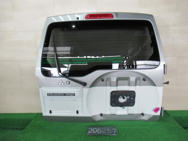 【中古】中古部品 パジェロミニ H58A ﾊﾞｯｸﾄﾞｱ 【3310120100-250303000215800】