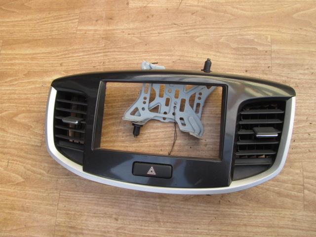 【中古】中古部品 ワゴンＲ MH44S ｸﾗｽﾀｰﾊﾟﾈﾙ 【3310190100-000244016070220】