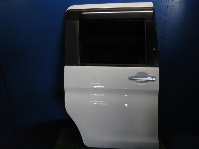 【中古】中古部品 タント LA600S 右ﾘｱﾄﾞｱ 【3310270100-000014669313300】