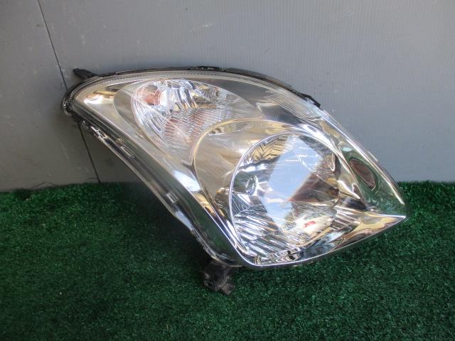 【中古】中古部品 スイフト ZC11S 右ﾍｯﾄﾞﾗﾝﾌﾟ 【3330560100-001565088810800】 4,780円