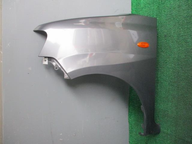 【中古】中古部品 トッポ H82A 左ﾌﾛﾝﾄﾌｪﾝﾀﾞｰ 【3330560100-001503039510700】