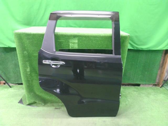 【中古】中古部品 ムーヴ LA150S 右ﾘｱﾄﾞｱ 【3310200100-000021645713300】