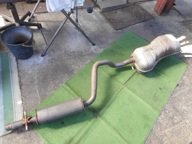 【中古】中古部品 VW ニュービートル 1YAZJ ﾘｱﾏﾌﾗｰ 【3330190100-000002146522500】