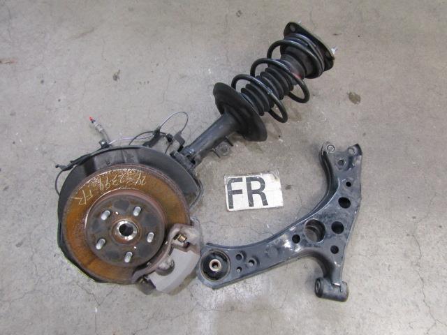 【中古】中古部品 プリウス ZVW52 右フロントストラット 【3330200100-242394000050100】