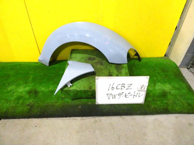 【中古】中古部品 VW ザ・ビートル 16CBZ 右フロントフェンダー 【3331010600-250130000310600】|e-cleマート