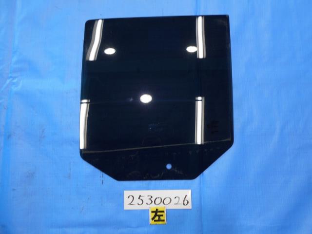 【中古】中古部品 ジープ コンパス MK4924 左ﾘｱﾄﾞｱｶﾞﾗｽ 【3310040100-000253002613430】